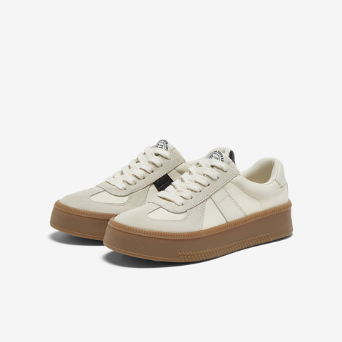 百思图2025春季新款时尚复古运动德训鞋厚底女休闲鞋V2507AM5