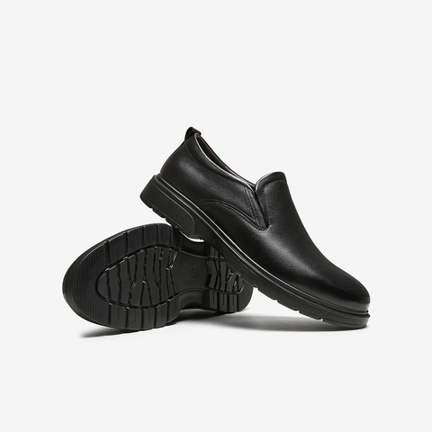 百思图2025春季新款简约商务通勤乐福鞋平跟男休闲皮鞋30270AM5