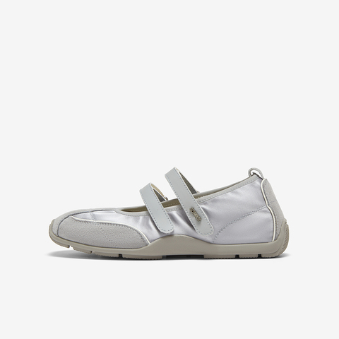 百思图2025夏季新款时尚复古户外休闲芭蕾舞鞋平跟女单鞋A9003BQ5