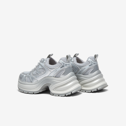 百思图2025夏季新款时尚户外银色老爹鞋厚底增高女休闲鞋D3018BM5