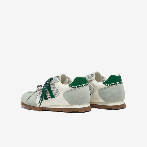 百思图2025秋季新款时尚潮流街头复古德训鞋平跟女休闲鞋D3106CM5