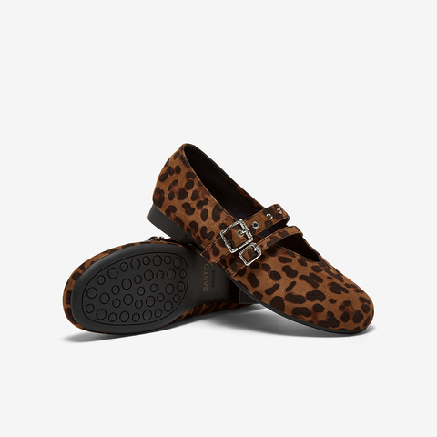 百思图2025秋季新款时尚潮流复古玛丽珍鞋浅口女单鞋B2530CQ5