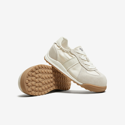 百思图2025秋季新款商场同款时尚复古德训鞋厚底女休闲鞋D3165CM5