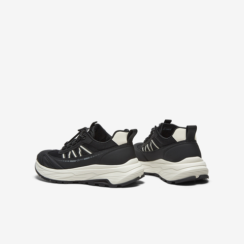 百思图2025夏季新款时尚简约户外运动厚底圆头男休闲鞋10313BL5