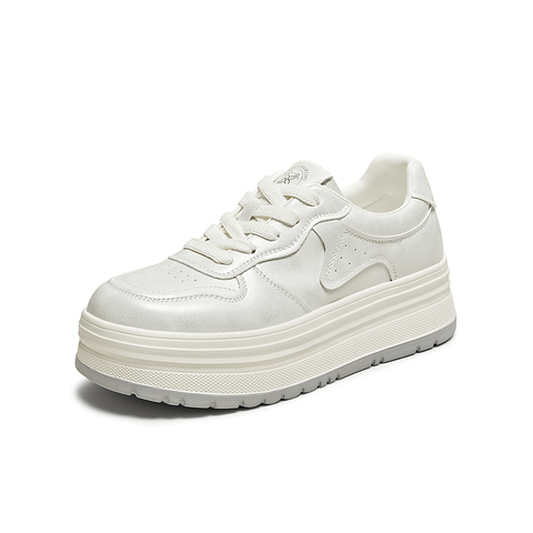 百思图2025秋季新款简约街头户外运动板鞋女休闲鞋W0803CM5