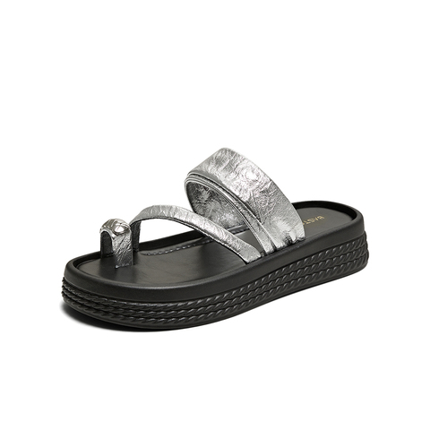 百思图2025夏季新款时尚户外潮流时装拖厚底女拖鞋F2121BT5