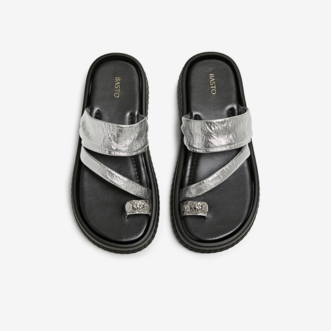 百思图2025夏季新款时尚户外潮流时装拖厚底女拖鞋F2121BT5