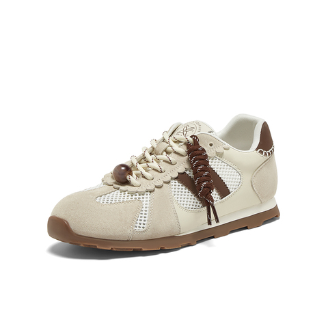 百思图2025秋季新款时尚潮流街头复古德训鞋平跟女休闲鞋D3106CM5