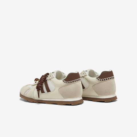 百思图2025秋季新款时尚潮流街头复古德训鞋平跟女休闲鞋D3106CM5