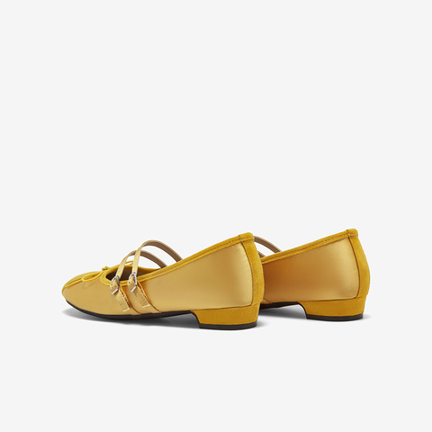 百思图2025秋季新款玛丽珍鞋时尚复古浅口粗跟女单鞋B8017CQ5