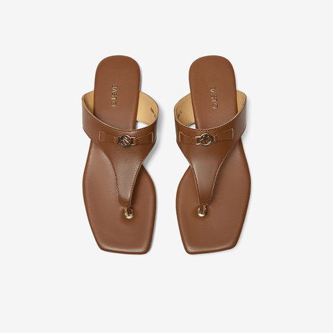 百思图2025夏季新款简约时尚户外休闲人字拖平跟女拖鞋C5831BT5