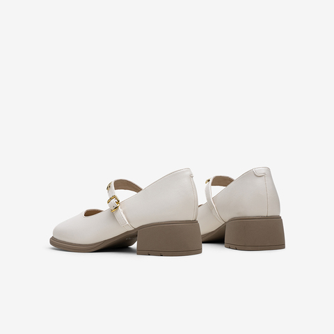 百思图2025秋季新款玛丽珍鞋时尚复古学院风粗跟女单鞋F2033CQ5