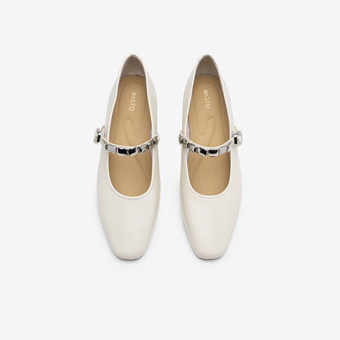 百思图2025秋季新款商场同款玛丽珍鞋时尚复古法式女单鞋F2081CQ5