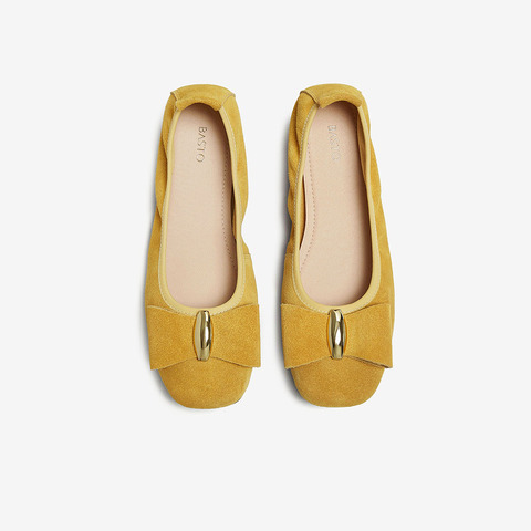 百思图2025秋季新款单鞋时尚潮流通勤浅口平跟女鞋C5572CQ5