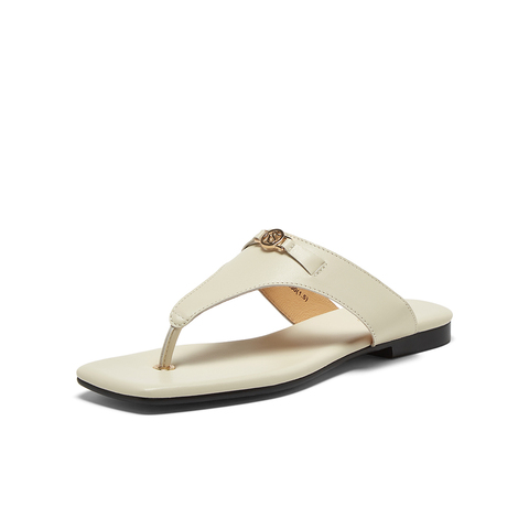 百思图2025夏季新款简约时尚户外休闲人字拖平跟女拖鞋C5831BT5