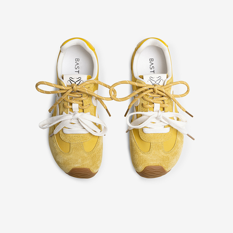 百思图2025秋季新款德训鞋时尚潮流街头复古女休闲鞋CN611CM5