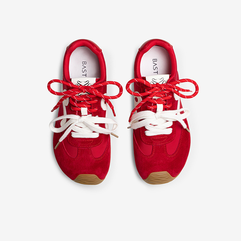 百思图2025秋季新款德训鞋时尚潮流街头复古女休闲鞋CN611CM5