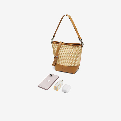 百思图2025夏季新款商场同款水桶包时尚通勤单肩斜挎包女TY002BX5