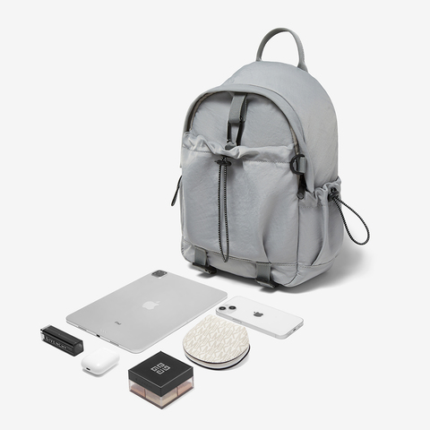 百思图2025夏季新款商场同款时尚户外休闲双肩背包女X3713BX5