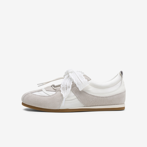 百思图2025秋新款商场同款猪芭蕾舞鞋时尚复古休闲女单鞋I7105CQ5