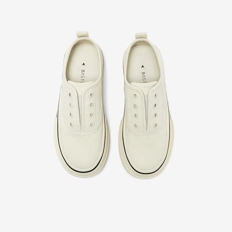 百思图2025秋季新款帆布鞋时尚街头运动厚底女休闲鞋A1213CM5