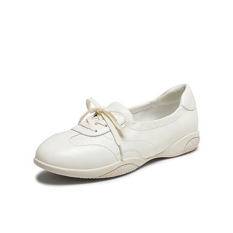 百思图2025秋季新款商场同款德训鞋简约时尚女休闲鞋UTE11CA5