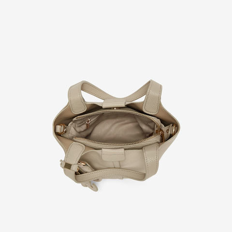 百思图2025秋季新款商场同款水桶包时尚潮流单肩斜挎包女TY016CX5