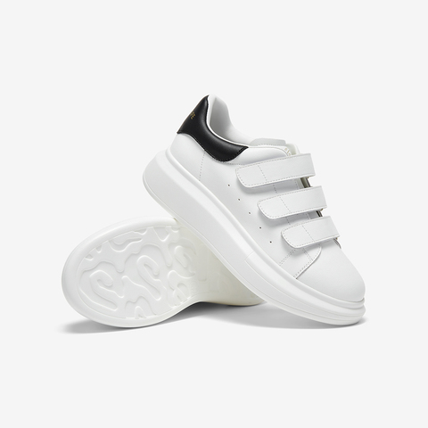 百思图2025秋季新款小白鞋时尚户外潮流运动女休闲鞋D5882CM5