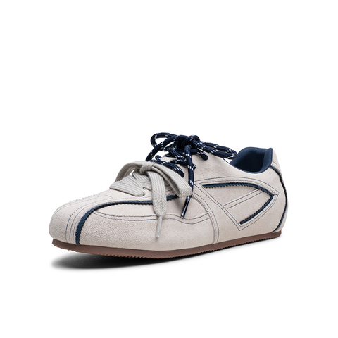 百思图2025秋季新德训鞋时尚复古户外运动平跟女休闲鞋D3250CM5