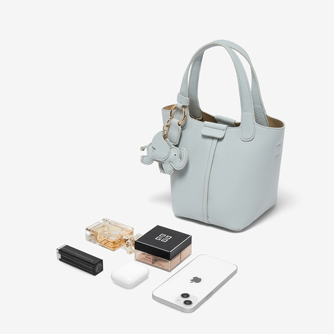 百思图2025秋季新款商场同款水桶包时尚潮流单肩斜挎包女TY016CX5