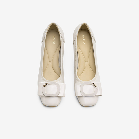 百思图2025秋新款商场同款浅口单鞋时尚简约通勤粗跟女鞋K3080CQ5