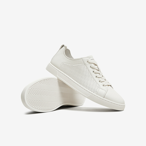 百思图2025夏季新款商场同款简约运动小白鞋平跟男休闲鞋J6312BM5