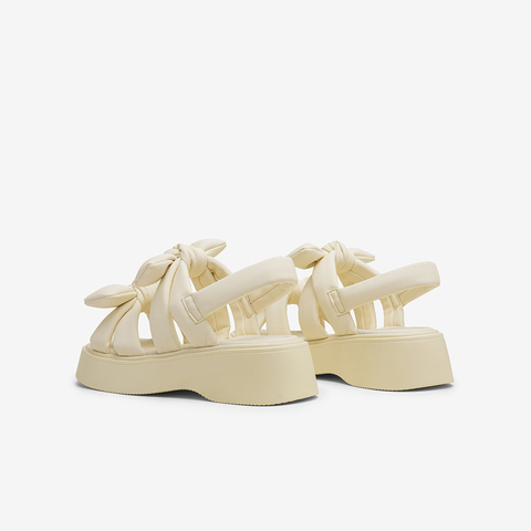 百思图2025夏季新款商场同款休闲凉鞋时尚户外运动女凉鞋CM152BL5