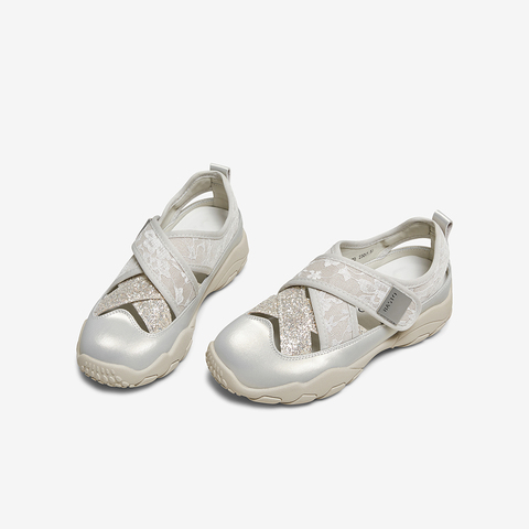 百思图2025夏季新款芭蕾舞鞋时尚潮流户外休闲女单鞋D3370BM5