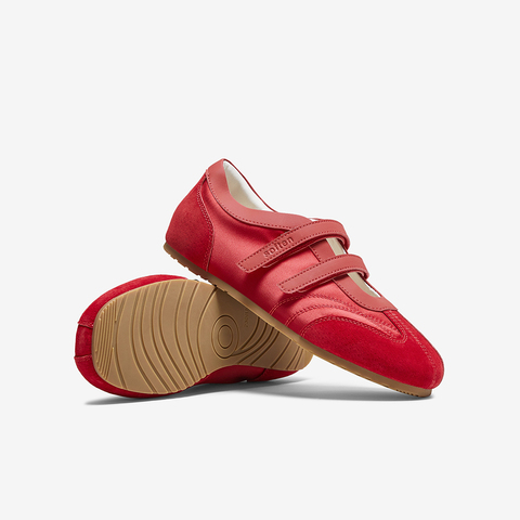 百思图2025秋季新款芭蕾舞鞋时尚运动休闲平跟女单鞋A1942CQ5