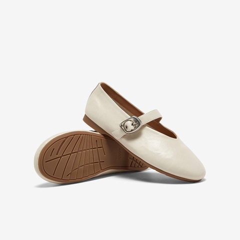 百思图2025秋季新款羊玛丽珍鞋时尚简约浅口女单鞋CX971CQ5