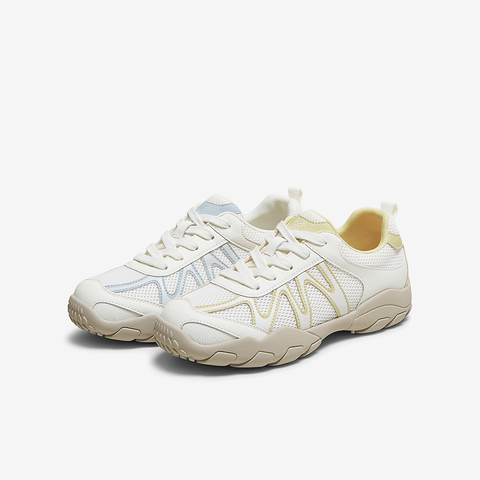 百思图2025秋季新款商场同款德训鞋时尚街头女休闲鞋D3293CM5