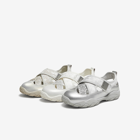 百思图2025夏季新款芭蕾舞鞋时尚潮流户外休闲女单鞋D3370BM5