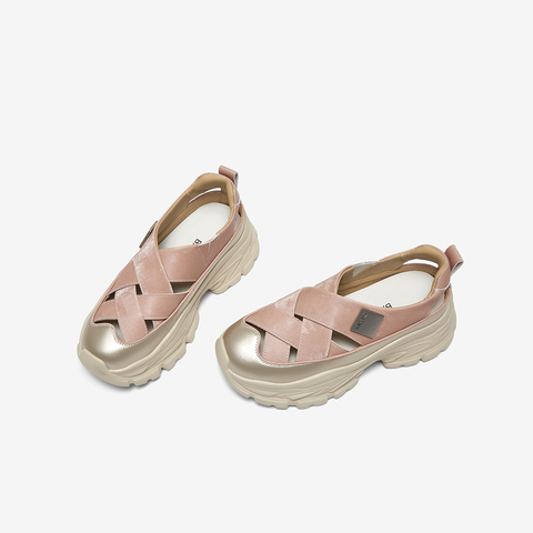 百思图2025夏季新款老爹运动凉时尚潮流户外后空女凉鞋D3526BH5