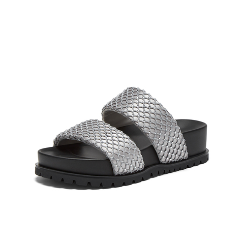 百思图2025夏季新款简约时尚休闲一字拖厚底女拖鞋BP372BT5