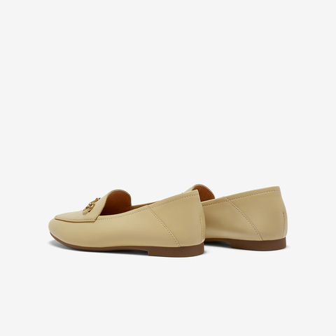 百思图2025秋季新款乐福鞋时尚简约通勤平跟女单鞋C5268CA5