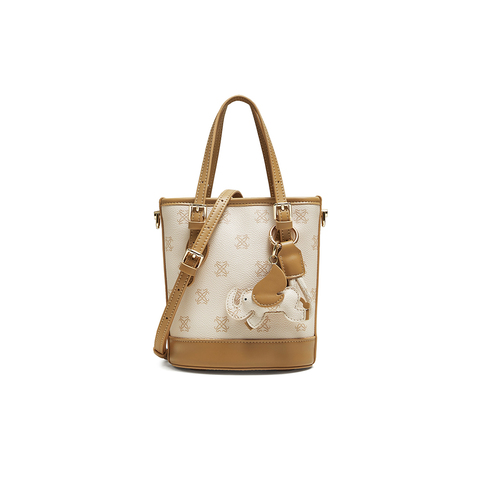 百思图2025秋季新款商场同款水桶包时尚潮流斜挎包女TY042CX5