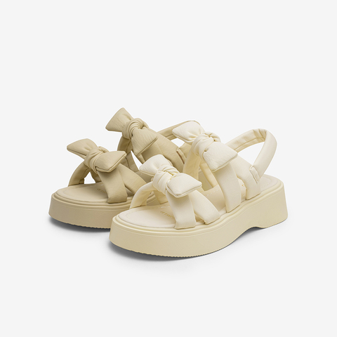 百思图2025夏季新款商场同款休闲凉鞋时尚户外运动女凉鞋CM152BL5