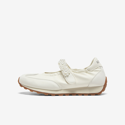 百思图2025秋季新款芭蕾舞德训鞋时尚潮流复古休闲女单鞋A1089CQ5