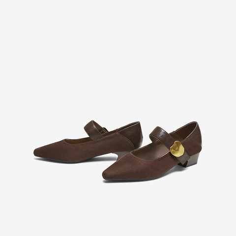 百思图2025秋季新款商场同款玛丽珍鞋时尚复古尖头女单鞋F5176CQ5