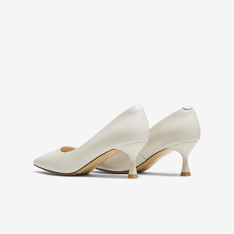 百思图2025秋季新款浅口单鞋时尚简约通勤细高跟尖头女鞋K5611CQ5