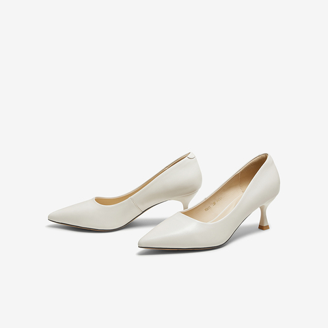 百思图2025秋季新款浅口单鞋时尚简约通勤细高跟尖头女鞋K5611CQ5