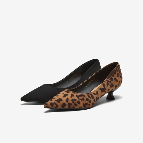 百思图2025春季新款简约时尚通勤细跟尖头浅口女单鞋E5123AQ5