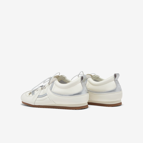 百思图2025秋季新款德训鞋时尚复古潮流运动女休闲鞋M6018CM5