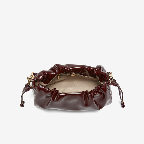 百思图2025秋季新款商场同款手提包时尚潮流单肩斜挎包女J8043CX5